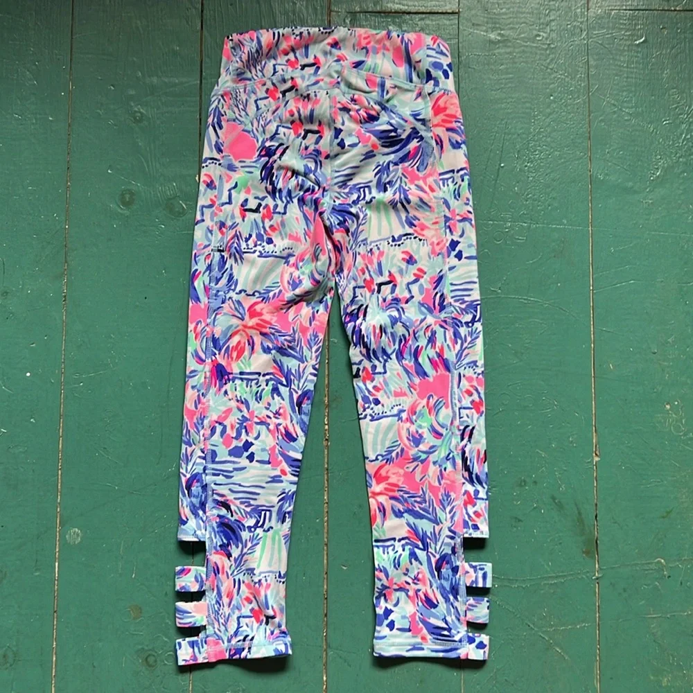 EUC Weekender Cabana Cocktail Leggings
